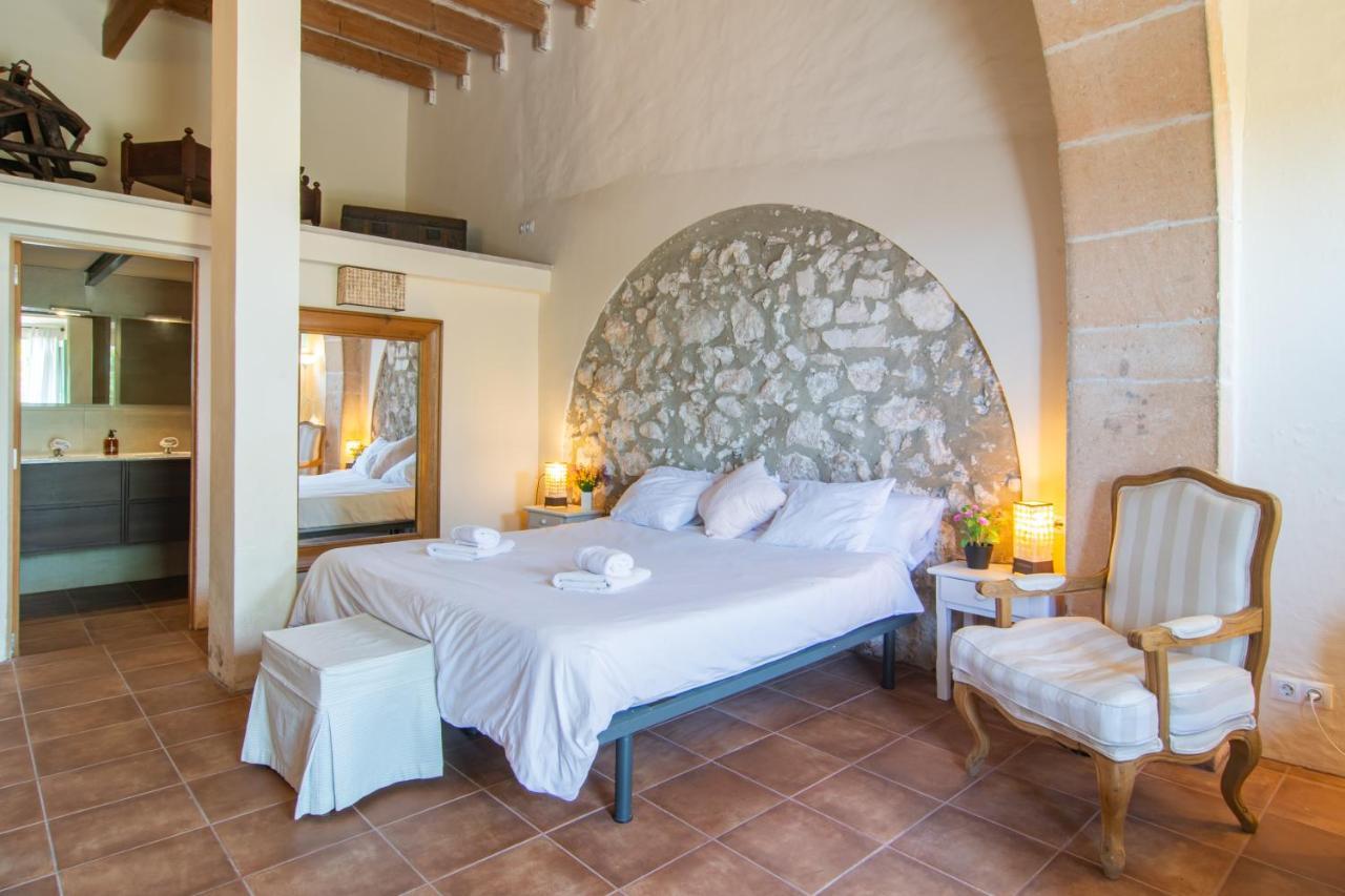 Finca Agroturismo Es Pujol Santanyi Exterior photo